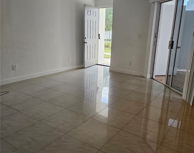 108 Santa Clara Drive - Photo Thumbnail 11