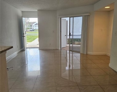 108 Santa Clara Drive - Photo Thumbnail 3