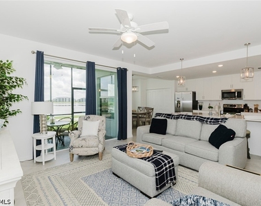 5433 Double Eagle Circle - Photo Thumbnail 4
