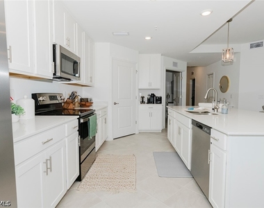 5433 Double Eagle Circle - Photo Thumbnail 8