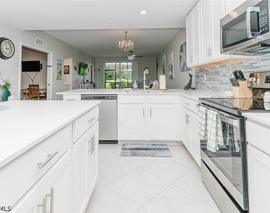 6047 Ellerston Way - Photo Thumbnail 9