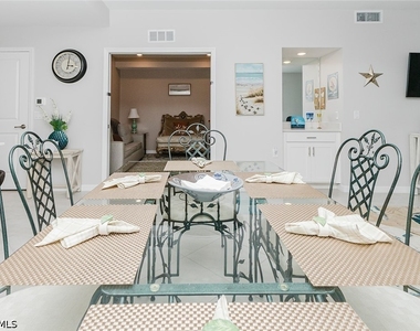 6047 Ellerston Way - Photo Thumbnail 5