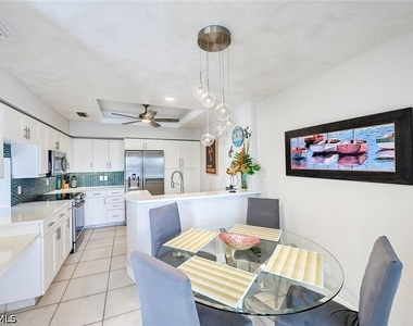 4530 Gulf Shore Boulevard N - Photo Thumbnail 11
