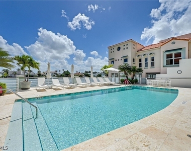 4530 Gulf Shore Boulevard N - Photo Thumbnail 44