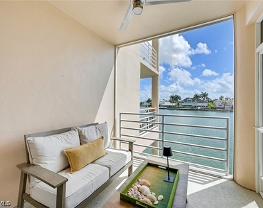4530 Gulf Shore Boulevard N - Photo Thumbnail 13