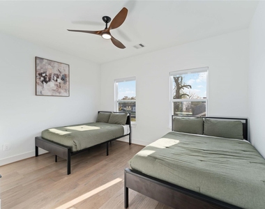 3034 Gray Street - Photo Thumbnail 15