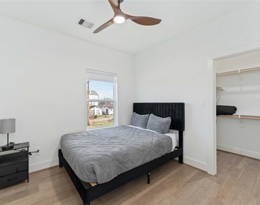 3034 Gray Street - Photo Thumbnail 20