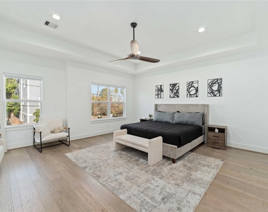 3034 Gray Street - Photo Thumbnail 9