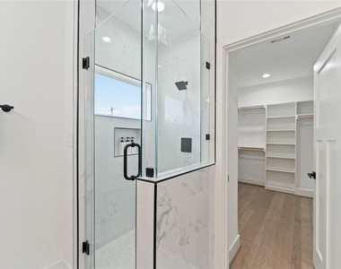 3034 Gray Street - Photo Thumbnail 14