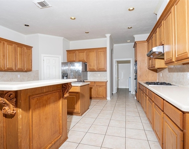 24319 Bay Hill Boulevard - Photo Thumbnail 4
