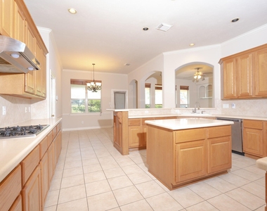 24319 Bay Hill Boulevard - Photo Thumbnail 5