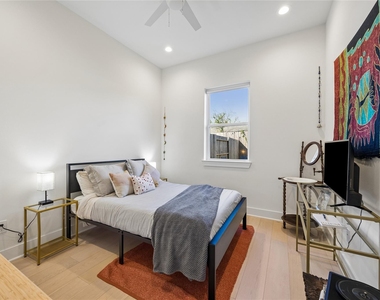 3107 Webster Street - Photo Thumbnail 4