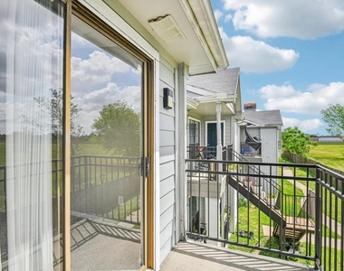 4211 Clay Hill Drive - Photo Thumbnail 15