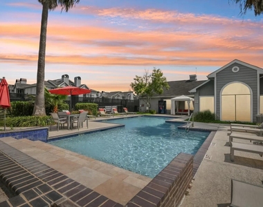 4211 Clay Hill Drive - Photo Thumbnail 6