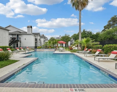 4211 Clay Hill Drive - Photo Thumbnail 3