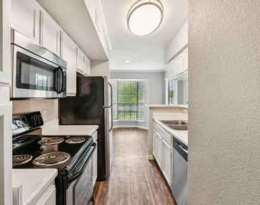4211 Clay Hill Drive - Photo Thumbnail 19