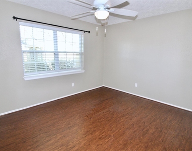 16731 Rippling Mill Drive - Photo Thumbnail 8