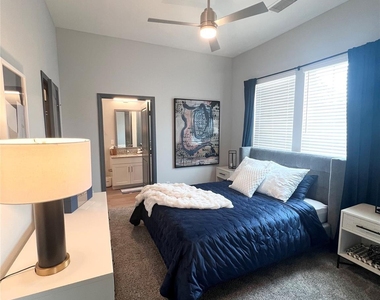 4250 Woodridge Parkway - Photo Thumbnail 8