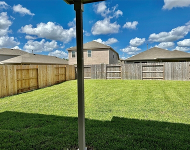 16530 Pine Arrow Drive - Photo Thumbnail 32