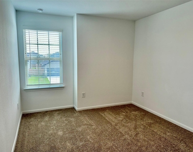 16530 Pine Arrow Drive - Photo Thumbnail 26