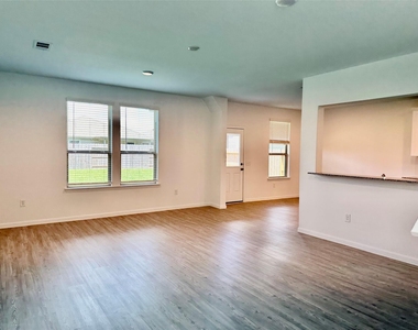 16530 Pine Arrow Drive - Photo Thumbnail 13