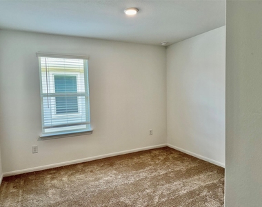 16530 Pine Arrow Drive - Photo Thumbnail 25