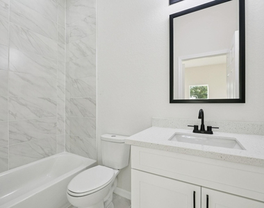 301 Cartersville Street - Photo Thumbnail 10