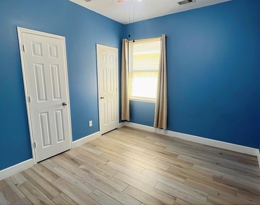 15822 Lost Anchor Way Lane - Photo Thumbnail 8