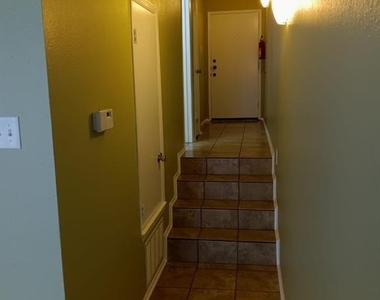 12500 Melville Drive - Photo Thumbnail 2