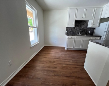 1231 Sycamore Avenue - Photo Thumbnail 12