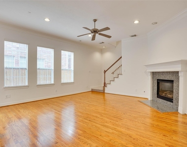 3015 W Park At Fairdale - Photo Thumbnail 6