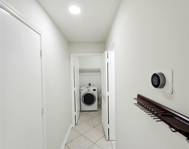 14335 Berrington Drive - Photo Thumbnail 27