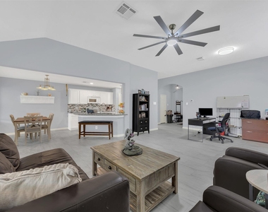 3830 Landon Park Drive - Photo Thumbnail 11