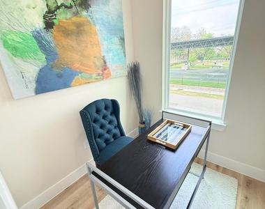 3229 Tuam Street - Photo Thumbnail 19