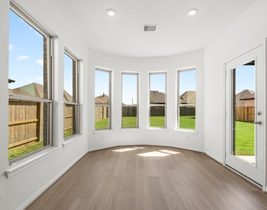 2610 Glacier Point Drive - Photo Thumbnail 8