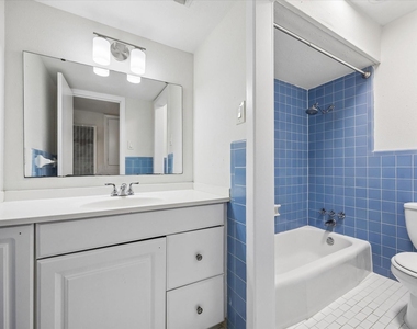 2206 Mason Street - Photo Thumbnail 9