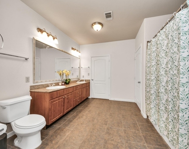 1711 Old Spanish Trail - Photo Thumbnail 17