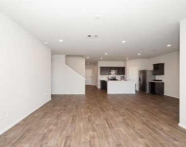 20818 Edmeston Way - Photo Thumbnail 15