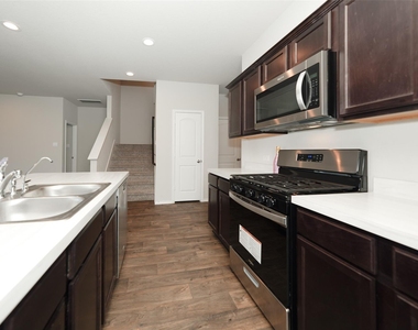 20818 Edmeston Way - Photo Thumbnail 16