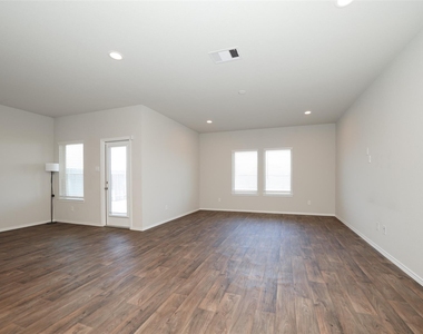 20818 Edmeston Way - Photo Thumbnail 20