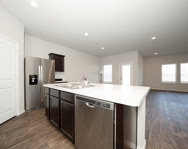 20818 Edmeston Way - Photo Thumbnail 10