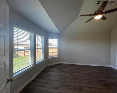 3119 Spanish Oak - Photo Thumbnail 10