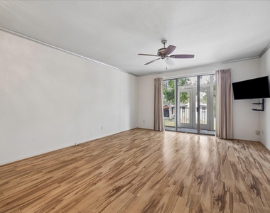 2475 Underwood Street - Photo Thumbnail 9