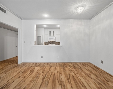 2475 Underwood Street - Photo Thumbnail 7