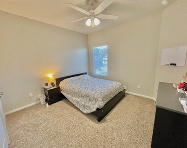 25558 Woodmere Spur Lane - Photo Thumbnail 3