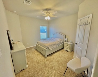 25558 Woodmere Spur Lane - Photo Thumbnail 4