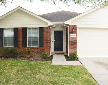 10011 Nw Park Place Drive - Photo Thumbnail 3