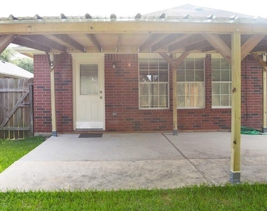 10011 Nw Park Place Drive - Photo Thumbnail 17