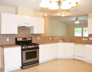 10011 Nw Park Place Drive - Photo Thumbnail 10