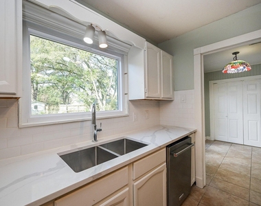 1707 Key Street - Photo Thumbnail 4
